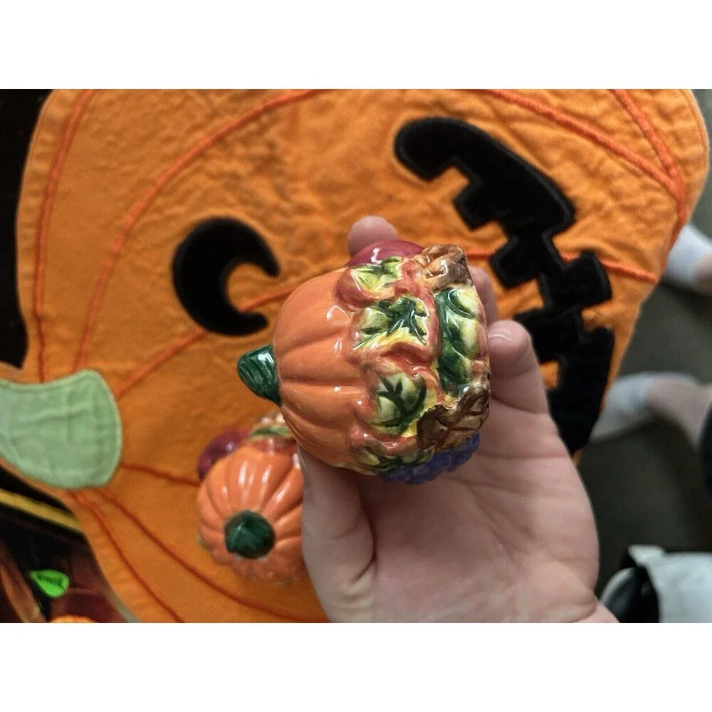 RUSS AUTUMN HARVEST Pumpkin Salt & Pepper Shakers Thanksgiving Halloween Decor